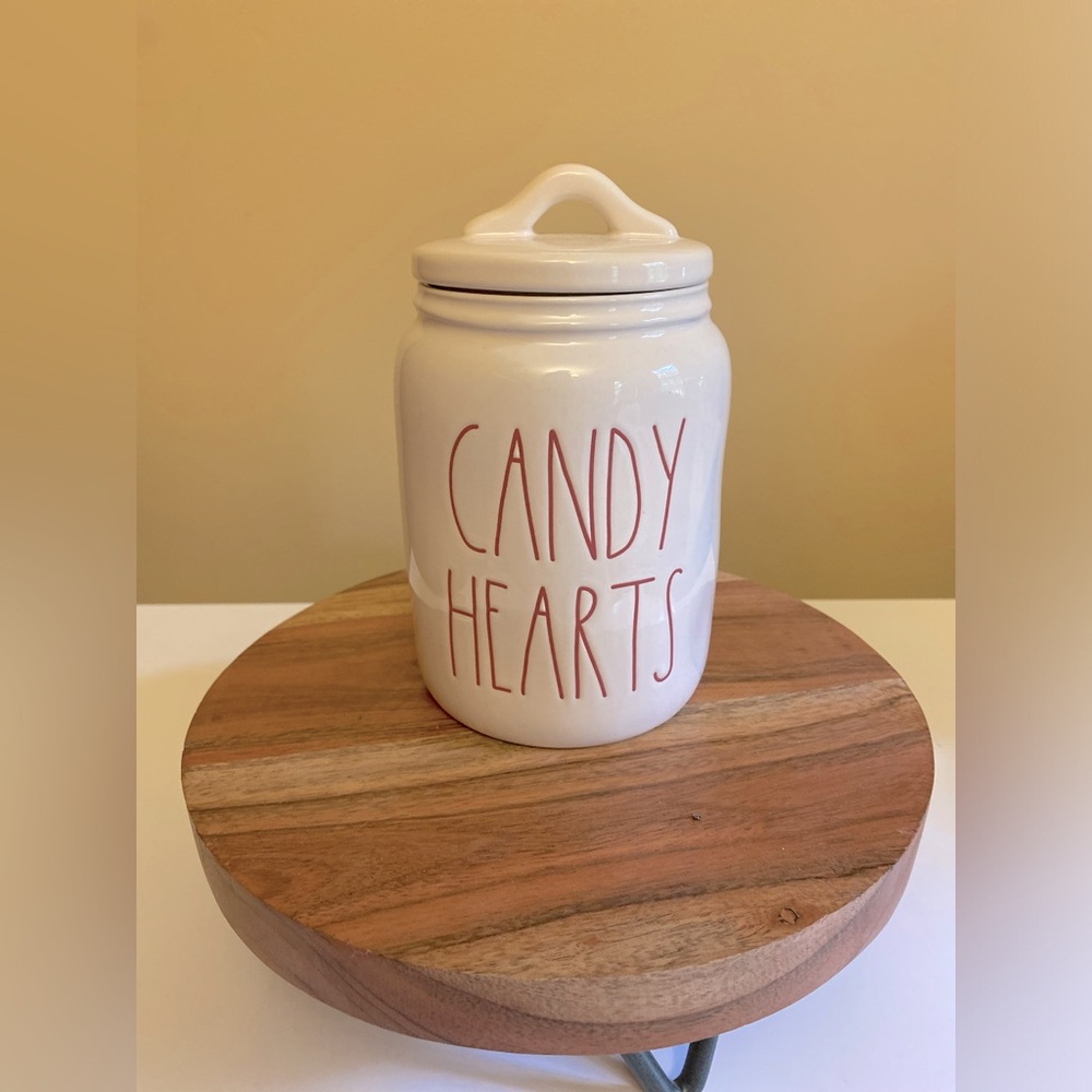 NWT Rae Dunn Canister “Candy Hearts”